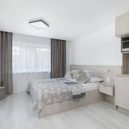 Jasne I Stylowe Z Balkonem W Kolobrzegu Blisko Plazy By Renters Kolobrzeg
