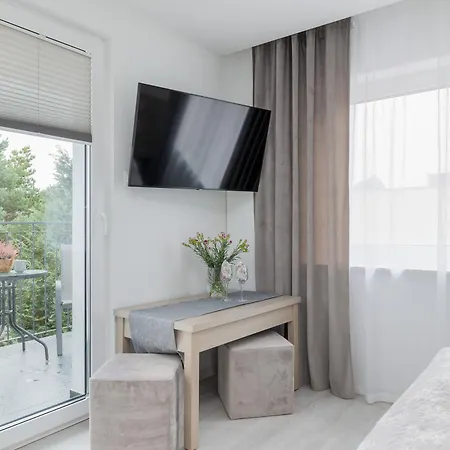 Jasne I Stylowe Z Balkonem W Kolobrzegu Blisko Plazy By Renters