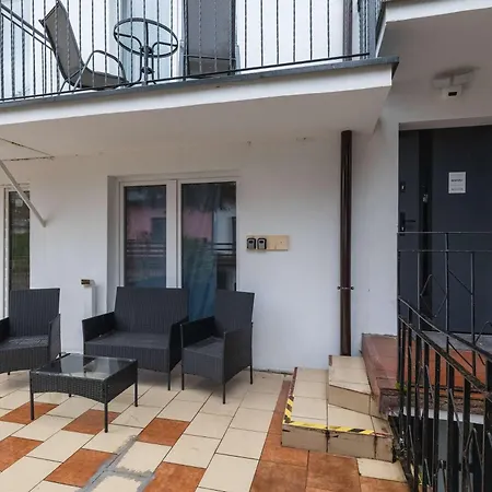 Jasne I Stylowe Z Balkonem W Kolobrzegu Blisko Plazy By Renters Apartment